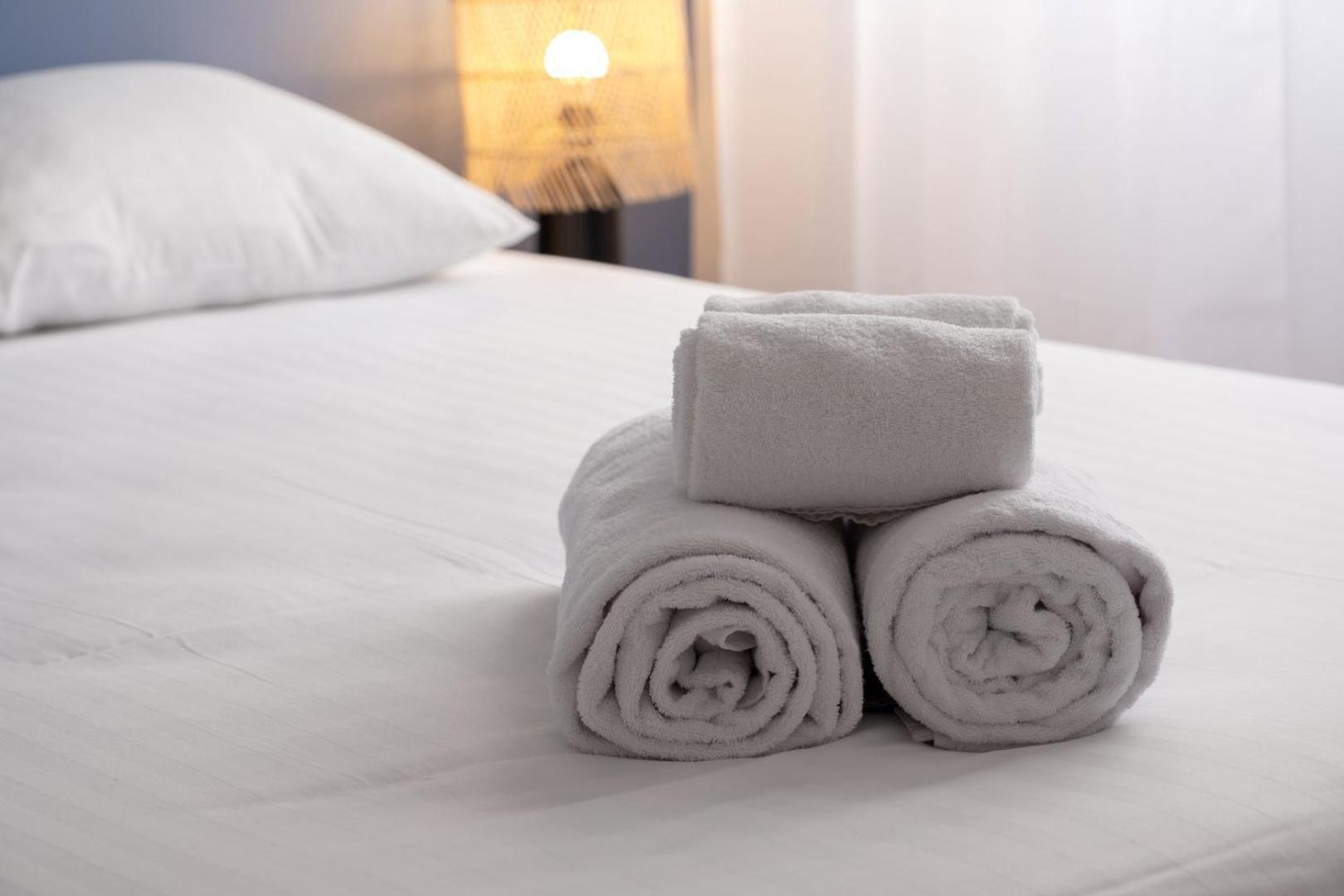 Le Normand- Appartement Neuf, 3 Chambres, Terrasse 렌 외부 사진